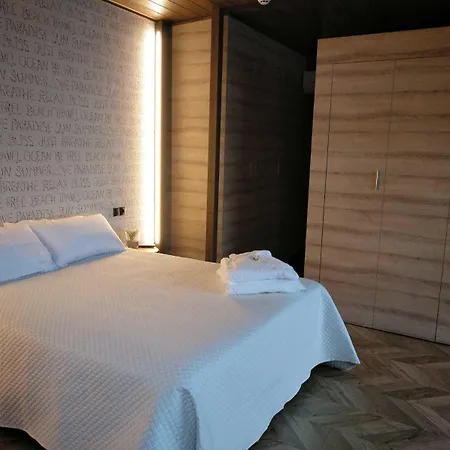 Cabanas Fisterra * Finisterre