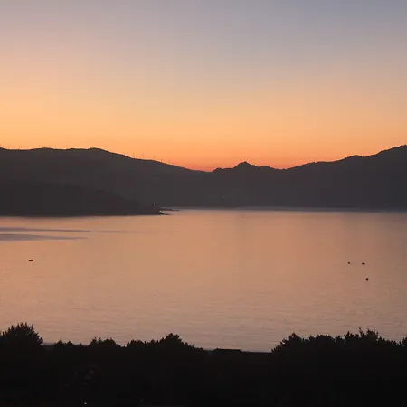 Cabanas Fisterra Finisterra